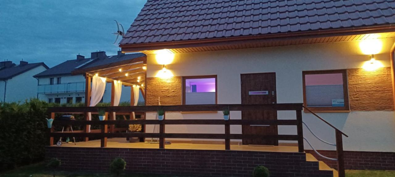Władysławowo Domki Sunrise מראה חיצוני תמונה
